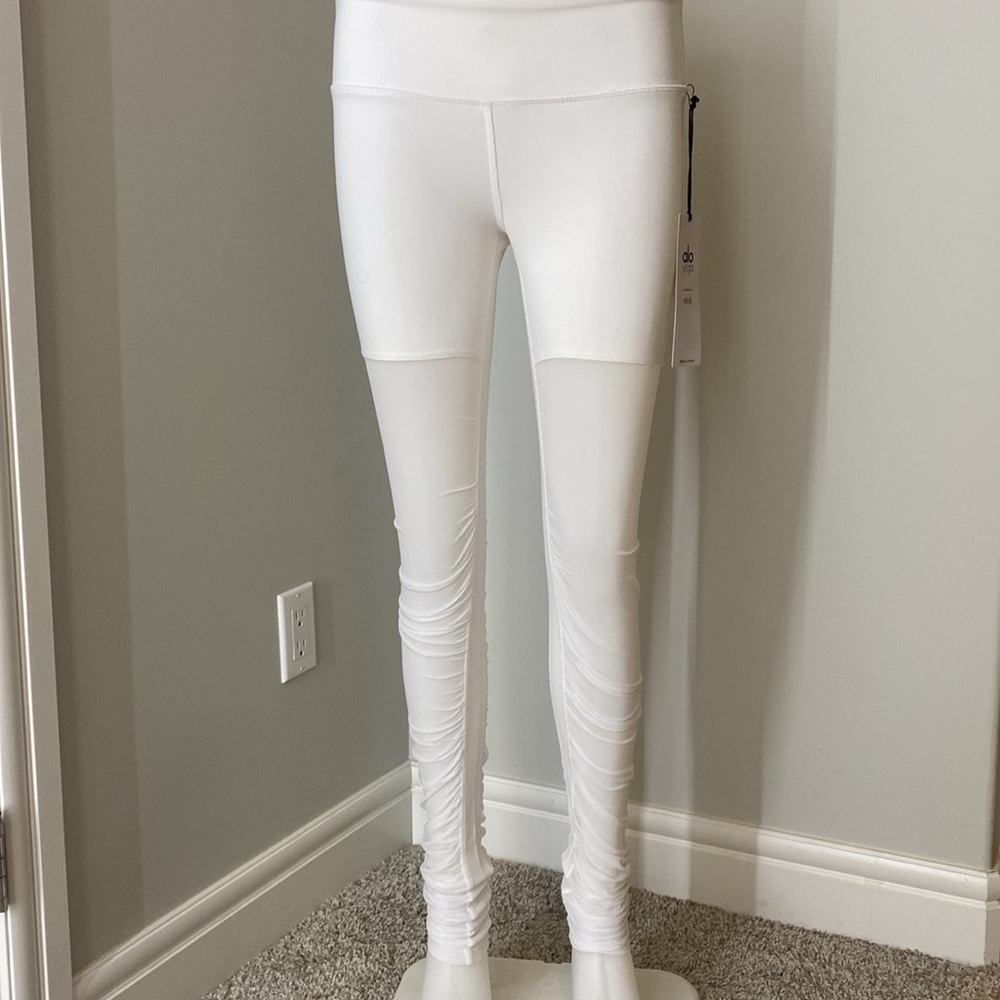 ALO Yoga Mesh Goddess Leggings in white. BNWT